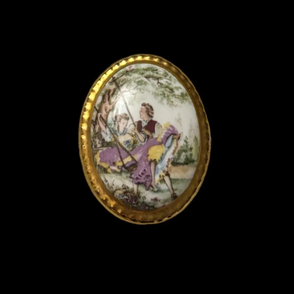 Vintage  Countess brooch